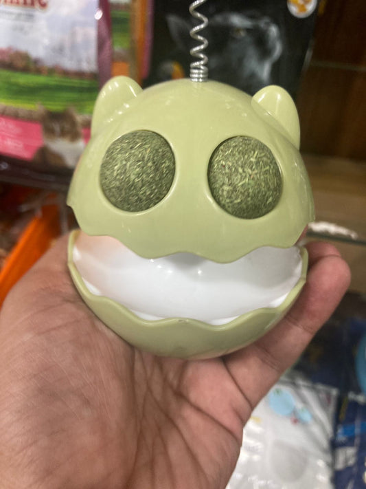 πΎ Catnip Ball Toy β Interactive Cat Teaser with Catnip Eyes